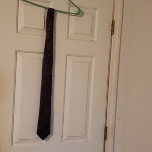 Jos A  Banks men's tie, long